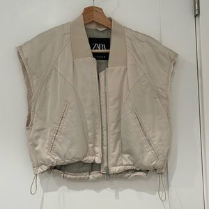 XS ZARA Cropped Vest